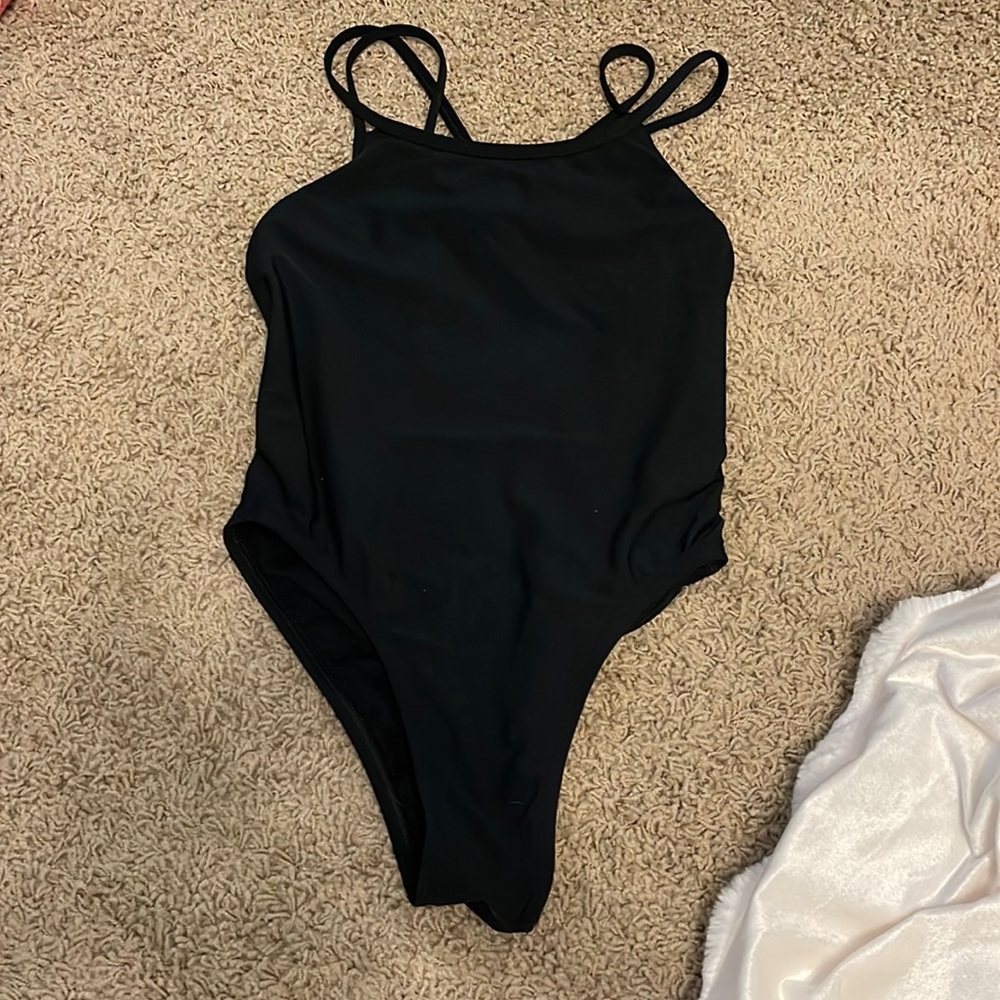 Jolyn bathing suit